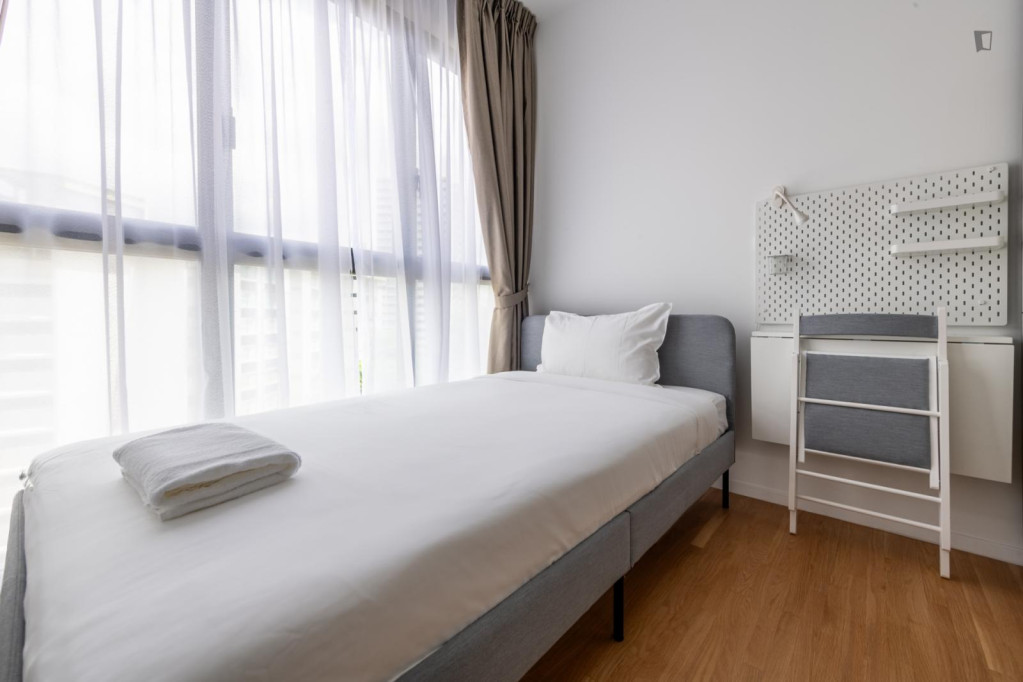 Neat and cosy single bedroom in Bukit Merah