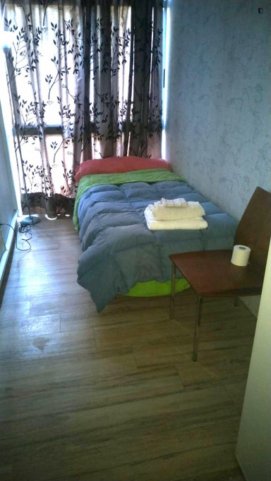 Single bedroom with balcony - Valence - chambre - ImmoJeune