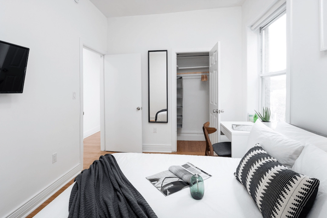 Central Harlem - W 136th St #575
