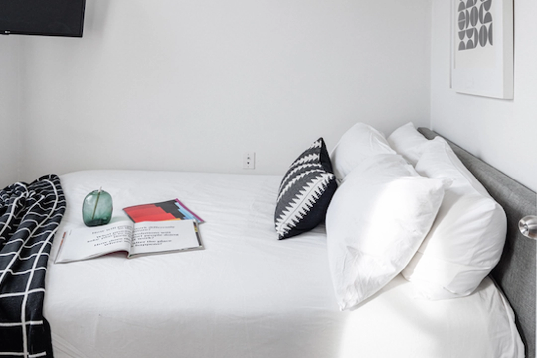 Central Harlem - W 136th St #579