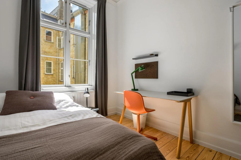 Cool single bedroom in charming shared flat in the city centre - Copenhagen - chambre - ImmoJeune