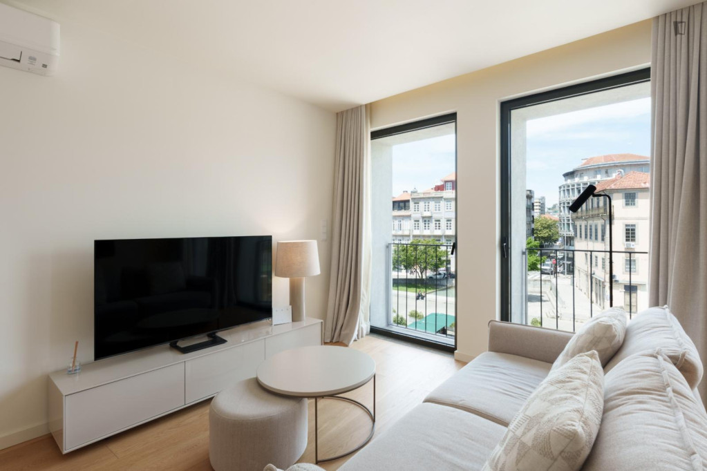 Modern 1 bedroom apartment near São Bento station - Porto - chambre - ImmoJeune