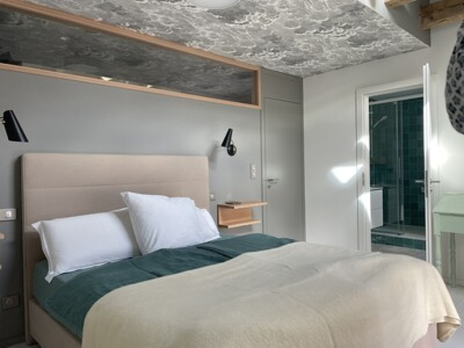 Room(s) & bathroom in fab Penthouse