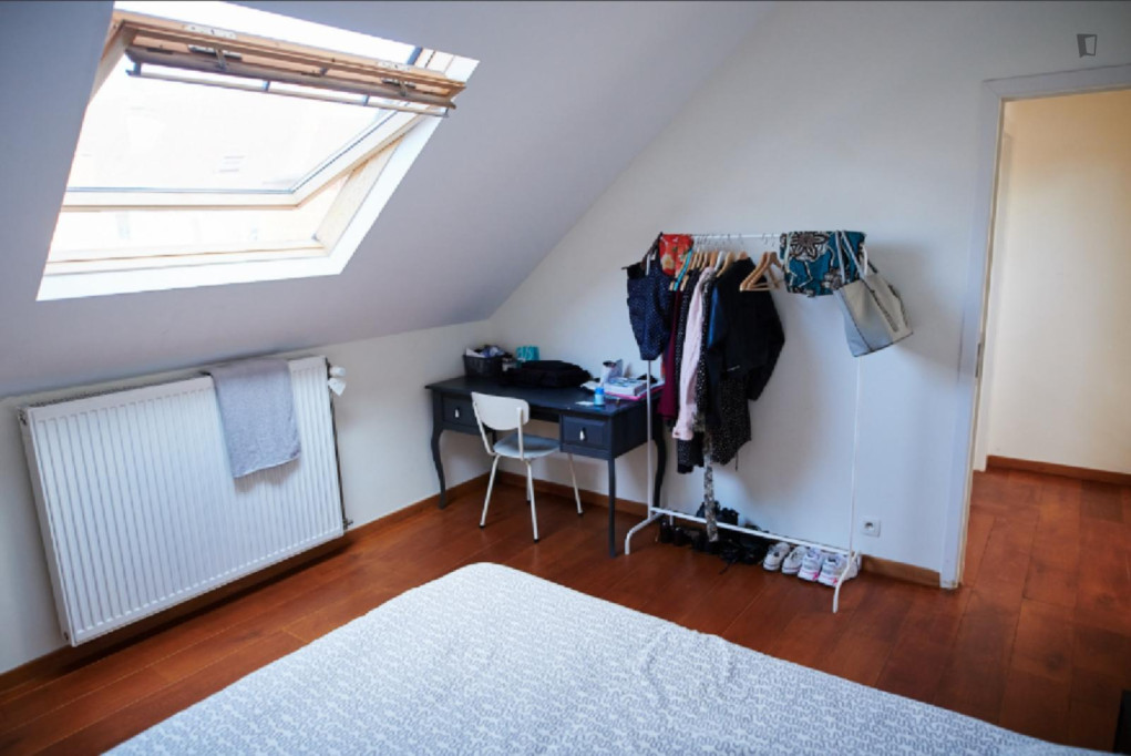 Inspiring Double Bedroom close to Uccle- / Ukkel-Stalle Train Station