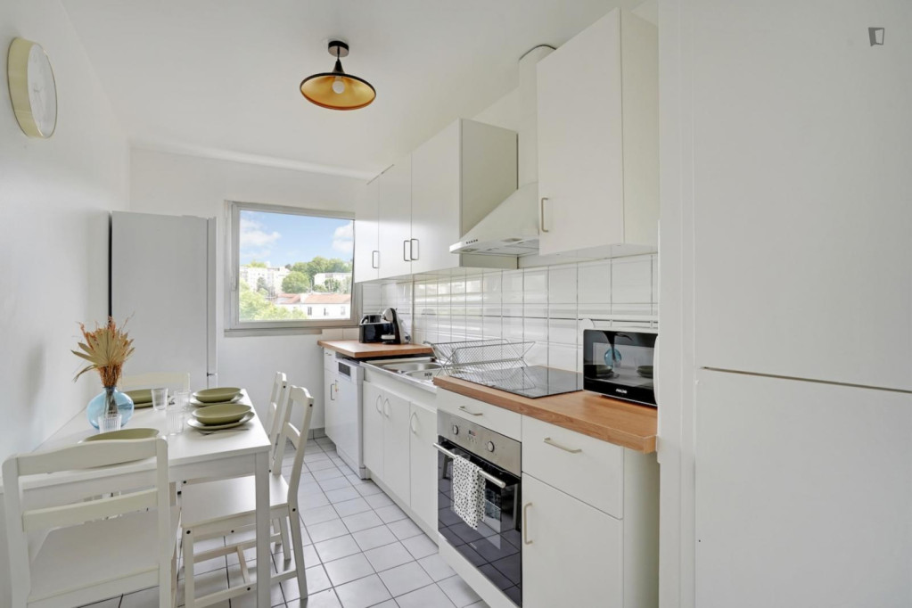 Move into this room with a balcony – ISY05