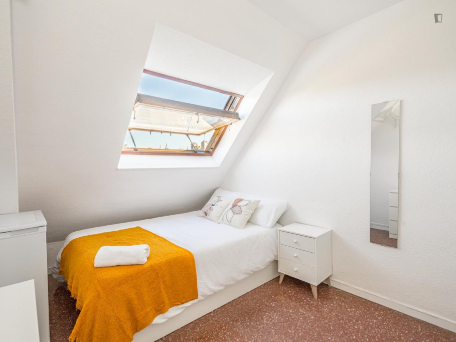 Superb double bedroom in Casa de Campo - Madrid - chambre - ImmoJeune
