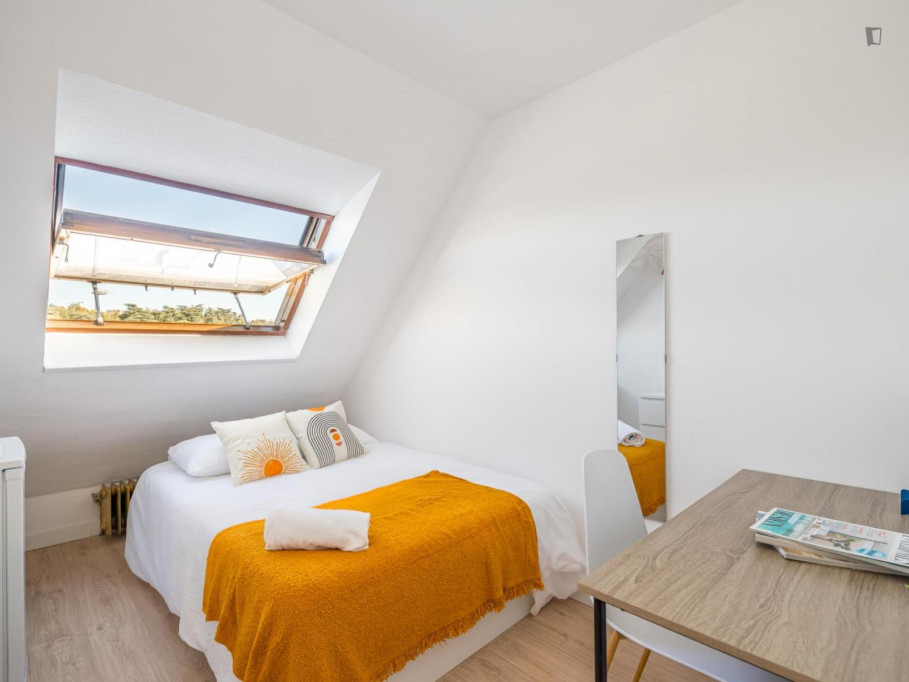 Appealing double bedroom in Casa de Campo - Madrid - chambre - ImmoJeune