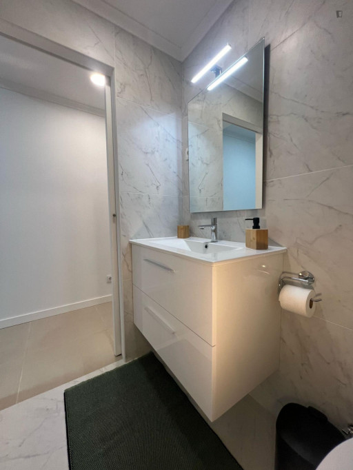 Charming 1-bedroom flat in Celas