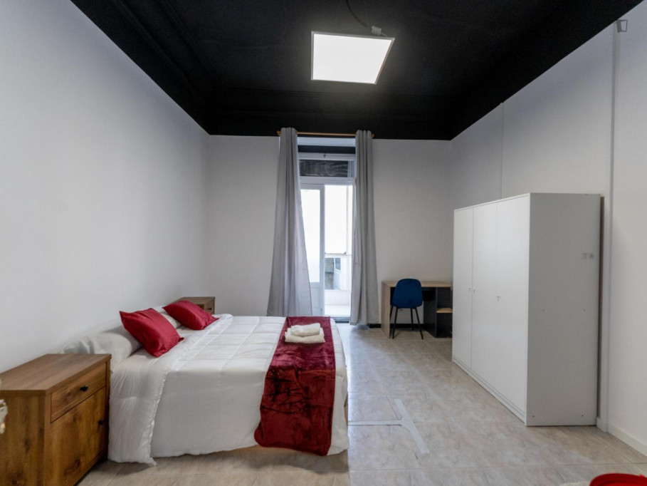 Splendid double bedroom in Trafalgar - Madrid - chambre - ImmoJeune