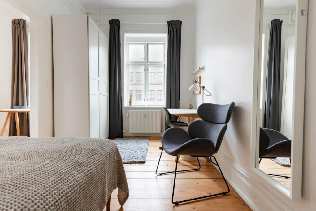 Grand double bedroom in Blegdammen - Copenhagen - chambre - ImmoJeune