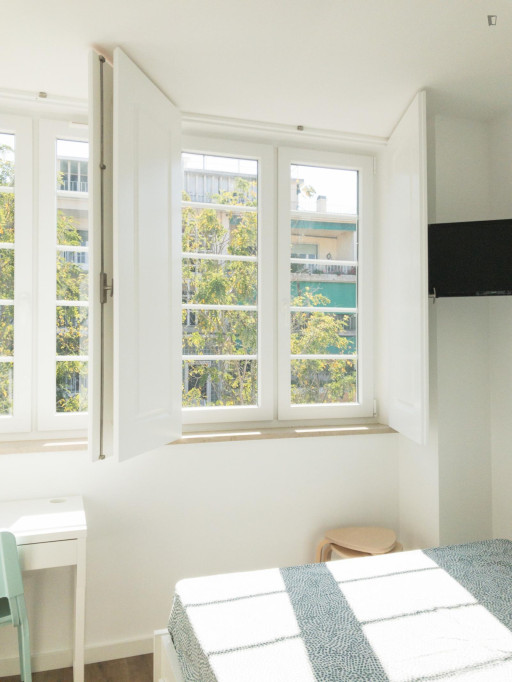 Very bright studio in the vicinity of the University of Coimbra - Coimbra - chambre - ImmoJeune
