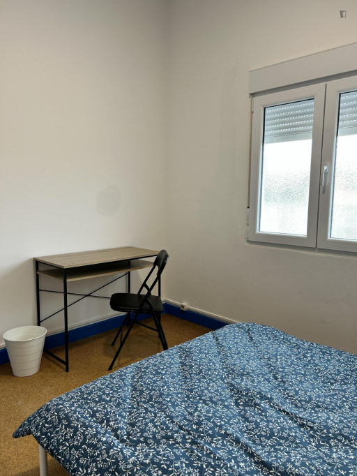 Lovely bedroom next to Universidade de Aveiro - Aveiro - chambre - ImmoJeune