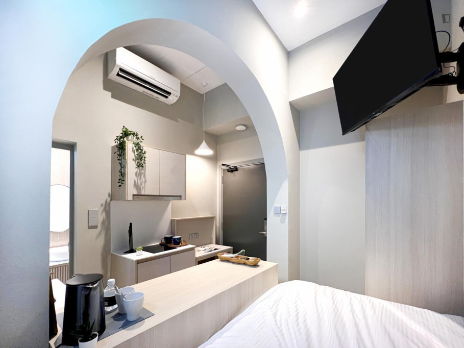 Inviting studio near the Kallang Riverside Park
