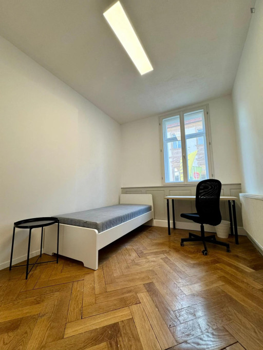 Neat and cosy single bedroom near the Erlangen Central Station - Erlangen - chambre - ImmoJeune