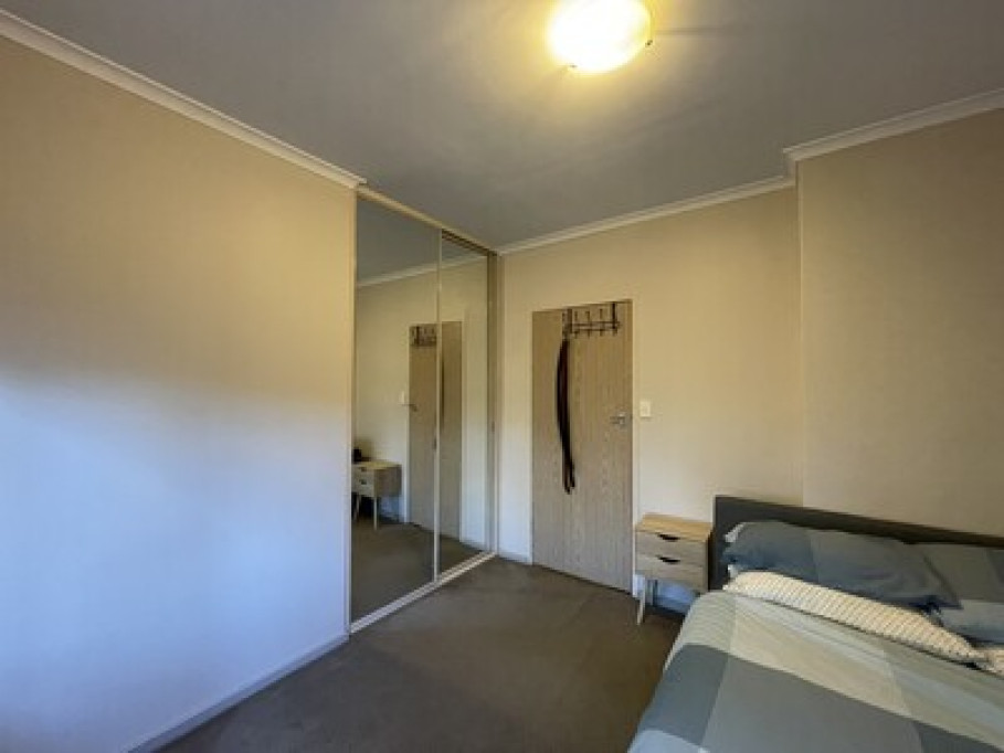 Room from rent in 2 bedroom house 