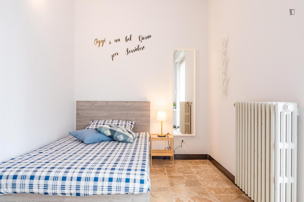 Great single bedroom with balcony in the Bicocca area - Milan - chambre - ImmoJeune