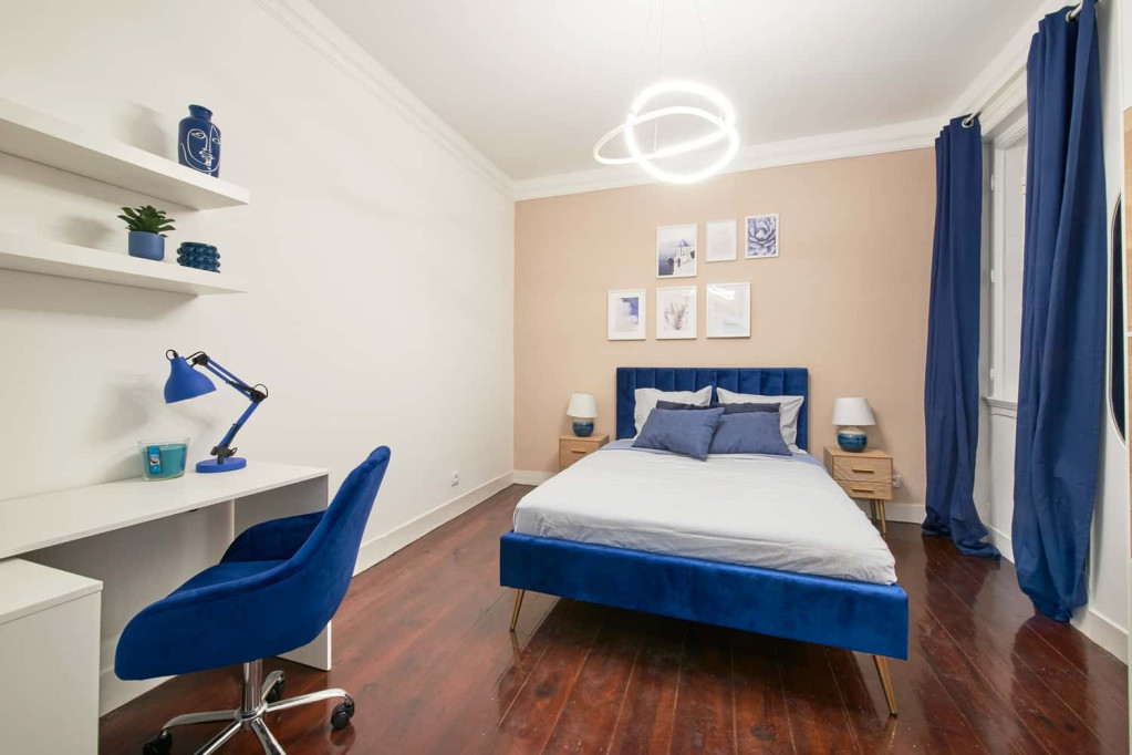 Room 6 - 88. R.Gomes Freire 191 3