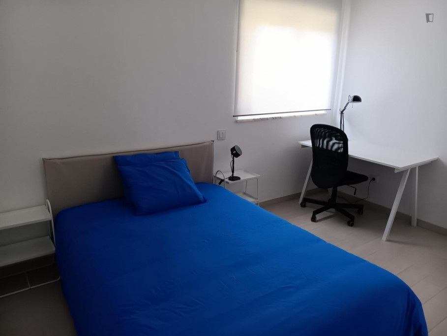 Exclusive Double Bedroom close to Nova School of Business and Economics