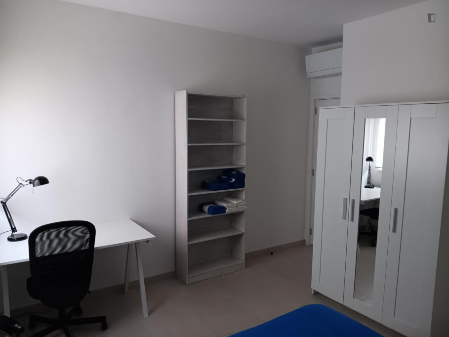 Exclusive Double Bedroom close to Nova School of Business and Economics