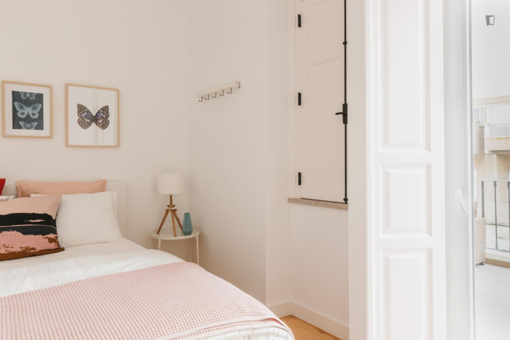 Delightful 1 Bedroom Apartment with a terrace close to  School of Agriculture University of Lisbon (ISA) 
