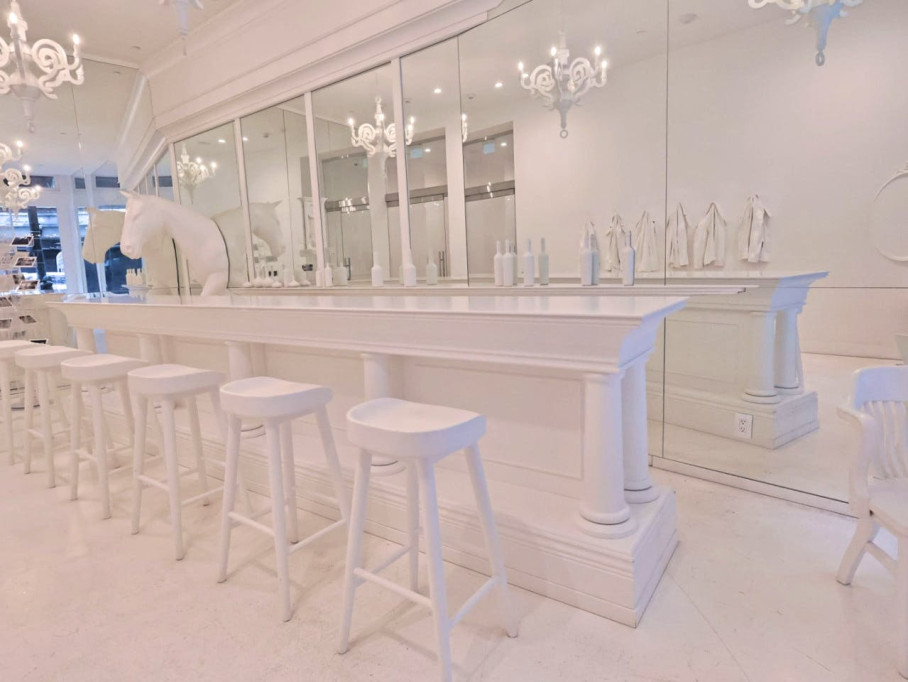Spacious Stunning Building w/ Gym + Terrace near CRAB Park at Portside