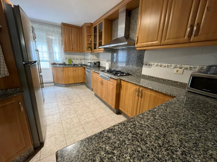 Very comfy single bedroom near Faculdade de Veterinária