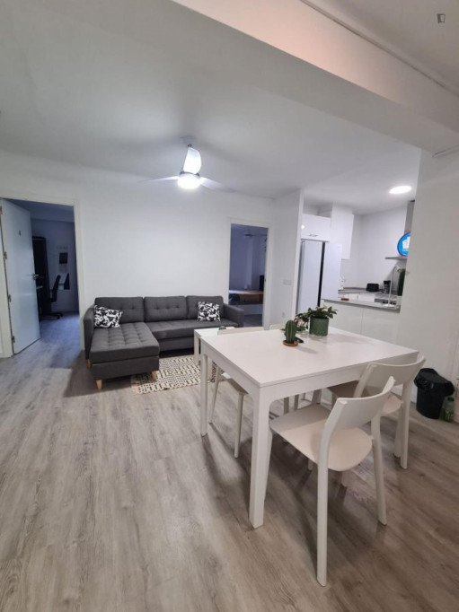 Wonderful 4-bedroom apartment in Marxalenes - Valence - chambre - ImmoJeune