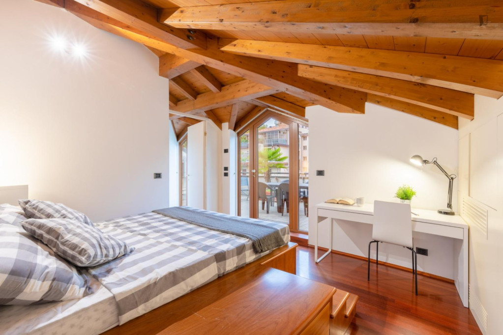 Breezy double bedroom in Mestre - Venice - chambre - ImmoJeune