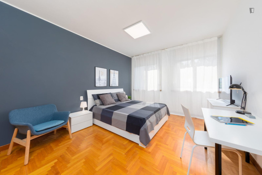 Spacious double bedroom in the Mestre district - Venice - chambre - ImmoJeune