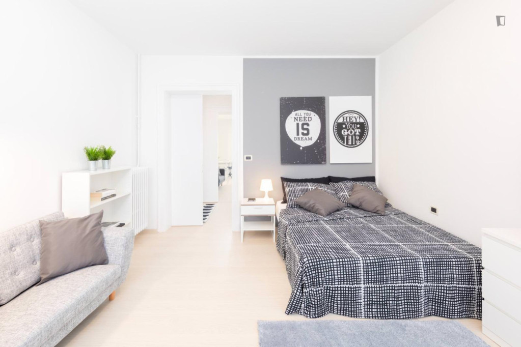 Elegant double bedroom in mestre - Venice - chambre - ImmoJeune