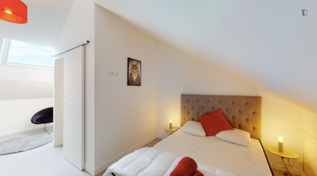 Pleasant double ensuite bedroom in the Île de Nantes