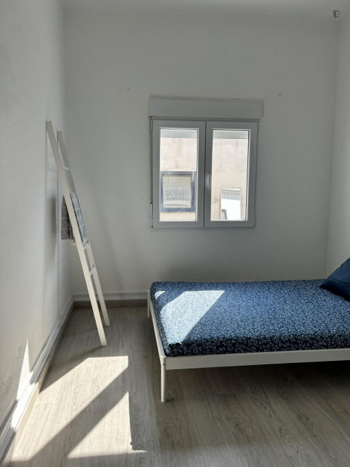 Comfortable bedroom close to the University of Aveiro - Aveiro - chambre - ImmoJeune