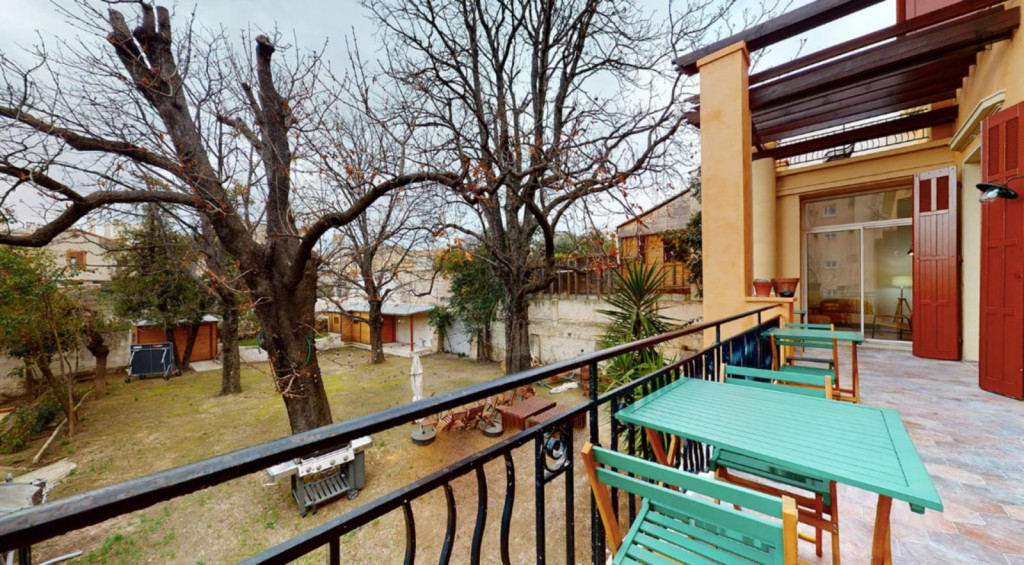 Cushy studio not far from Cinq Avenues Longchamp metro station