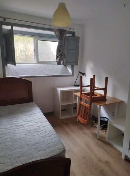 Very nice single Bedroom close to Instituto Superior de Engenharia de Coimbra - Coimbra - chambre - ImmoJeune