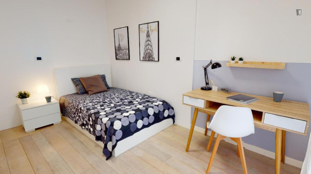 Pleasant single bedroom near Parco Fornace Morandi
