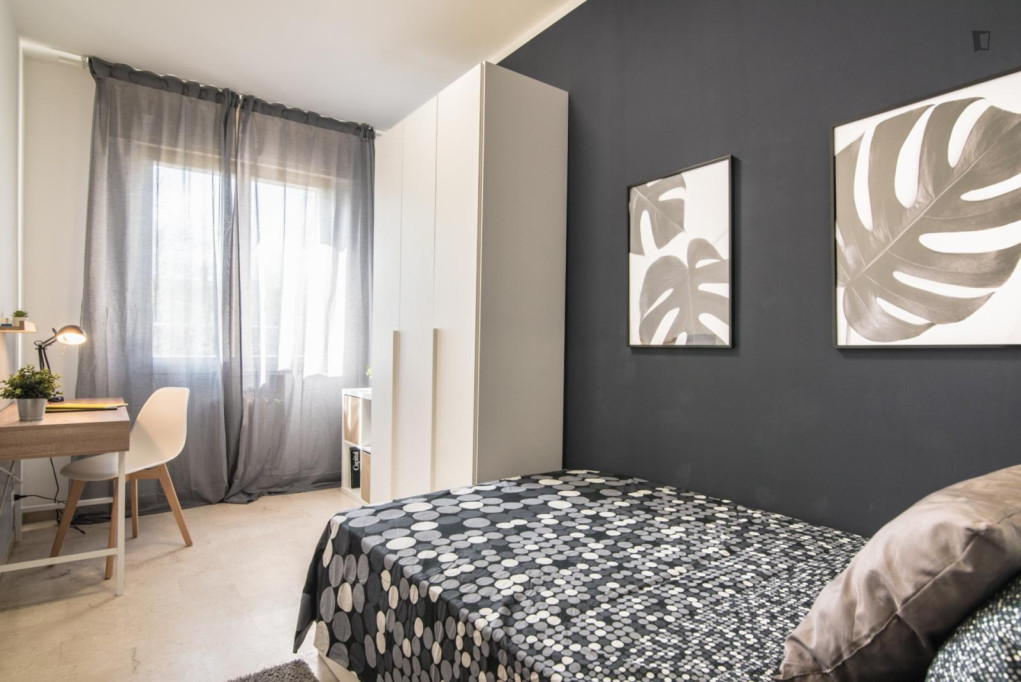 Splendid single bedroom in Sacra Famiglia