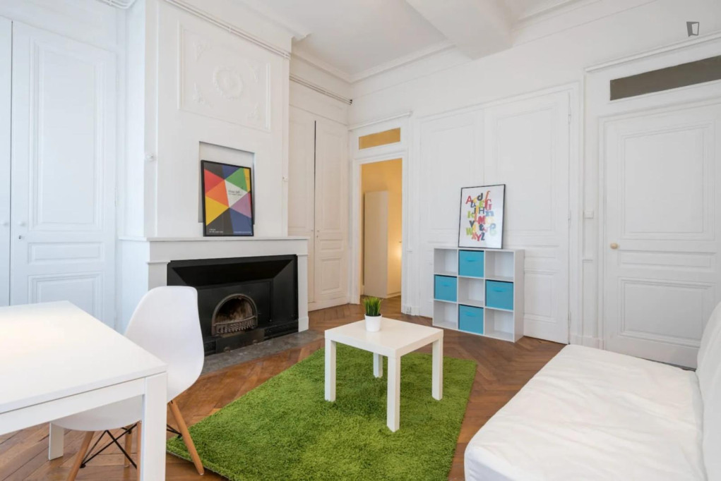 Appealing double bedroom near the Place de la République