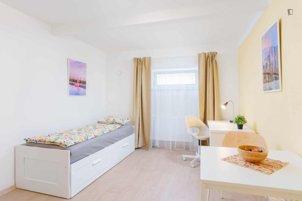Elegant studio near the Kačerov metro - Prague - chambre - ImmoJeune