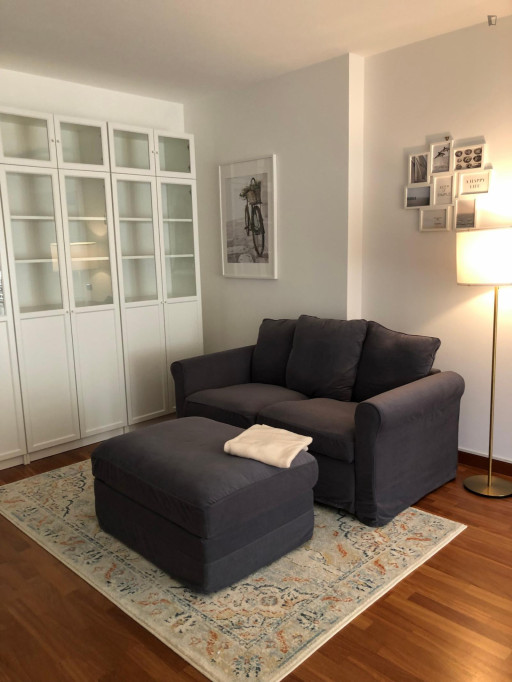Modern 2-Bedroom Apartment in Padua