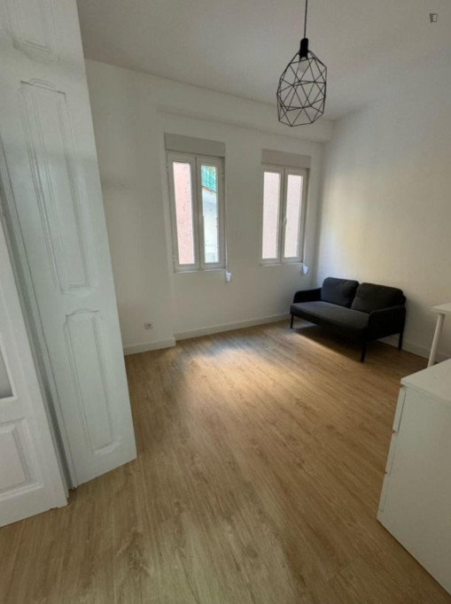 Warm and spacious studio - Lisbonne - chambre - ImmoJeune