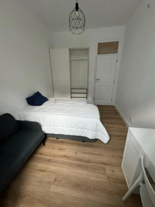 Great bedroom in Alto de Santo Amaro, Alcântara - Lisbonne - chambre - ImmoJeune