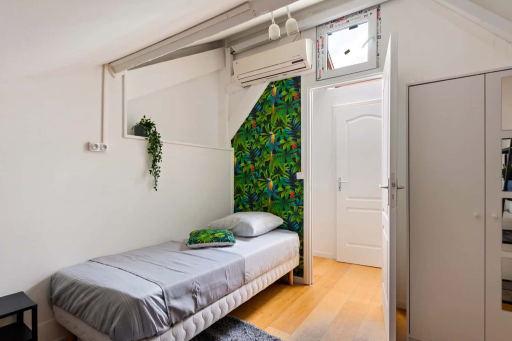 Cosy and bright room 12m²