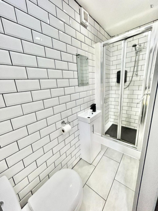 Homely double bedroom in Hillfields
