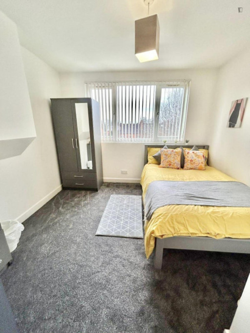 Welcoming double bedroom near the University of Coventry - Coventry - chambre - ImmoJeune