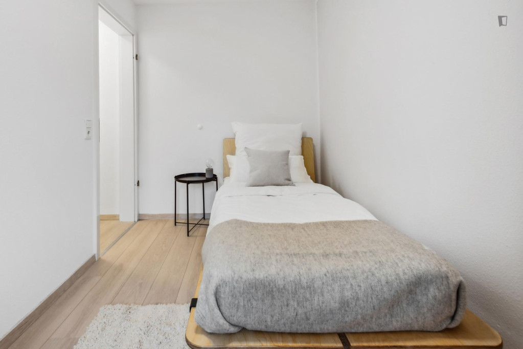 Cute single bedroom in Westend-Süd - Frankfurt am Main - chambre - ImmoJeune