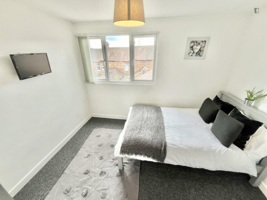 Very nice double bedroom near University of Staffordshire