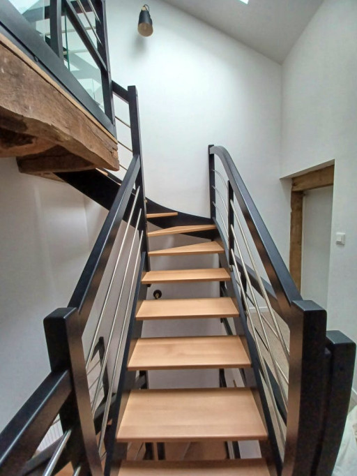 Cozy Coliving on 6000m² Farm with Fiber Optic Internet in Gévezé