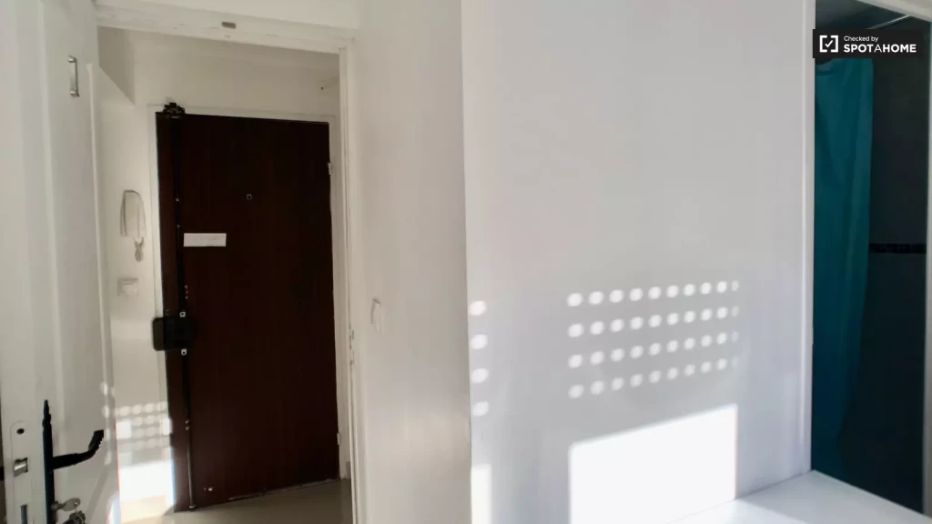 Practical studio apartment for rent in Créteil