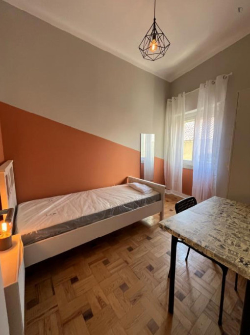 Cosy and new room in central Santarém - Santarem - chambre - ImmoJeune