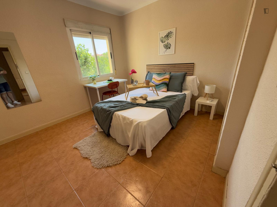 Lovely double bedroom in Puerta del Ángel - Madrid - chambre - ImmoJeune